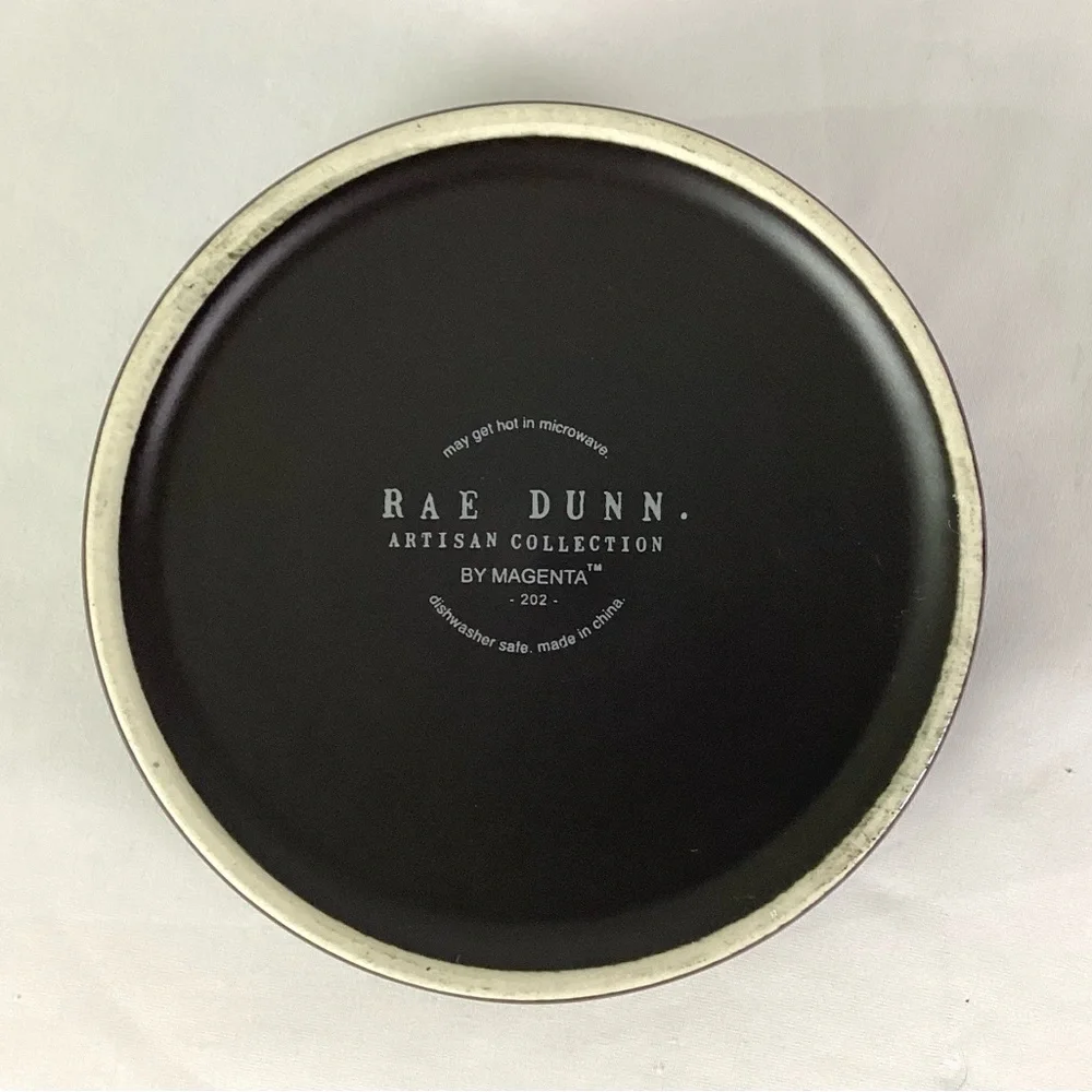 Rae Dunn-“HEY BOO” cat food bowl